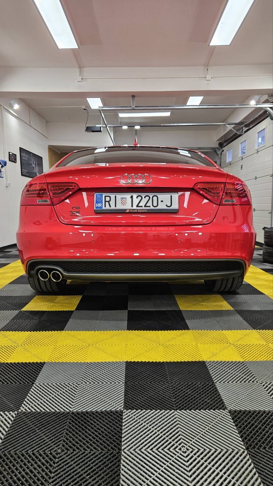 Audi A5 Sportback 2,0 TDI Sport, fotografija 4