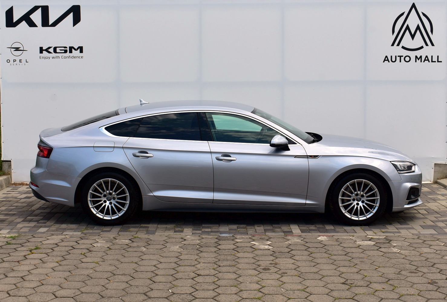Audi A5 Sportback 2.0 TDI S-Tronic S-line *DE* SERVISNA, JAMSTVO, fotografija 3