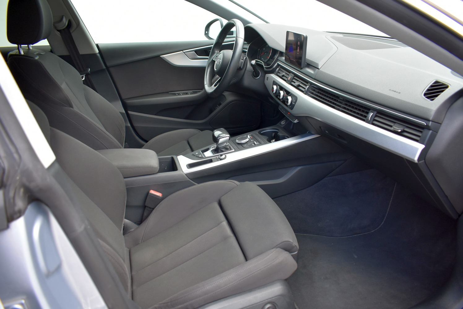 Audi A5 Sportback 2.0 TDI S-Tronic S-line *DE* SERVISNA, JAMSTVO, fotografija 5