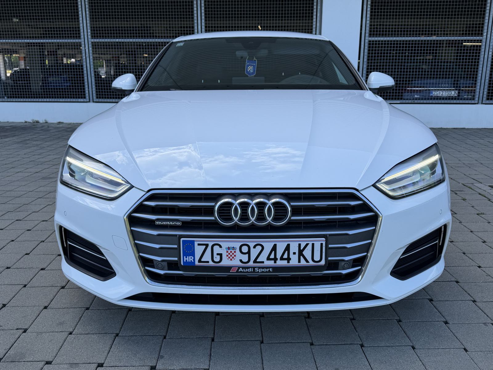 Audi A5 Sportback 2.0 TDI QUATTRO S-LINE S TRONIC HEAD UP NAVI LED, fotografija 3