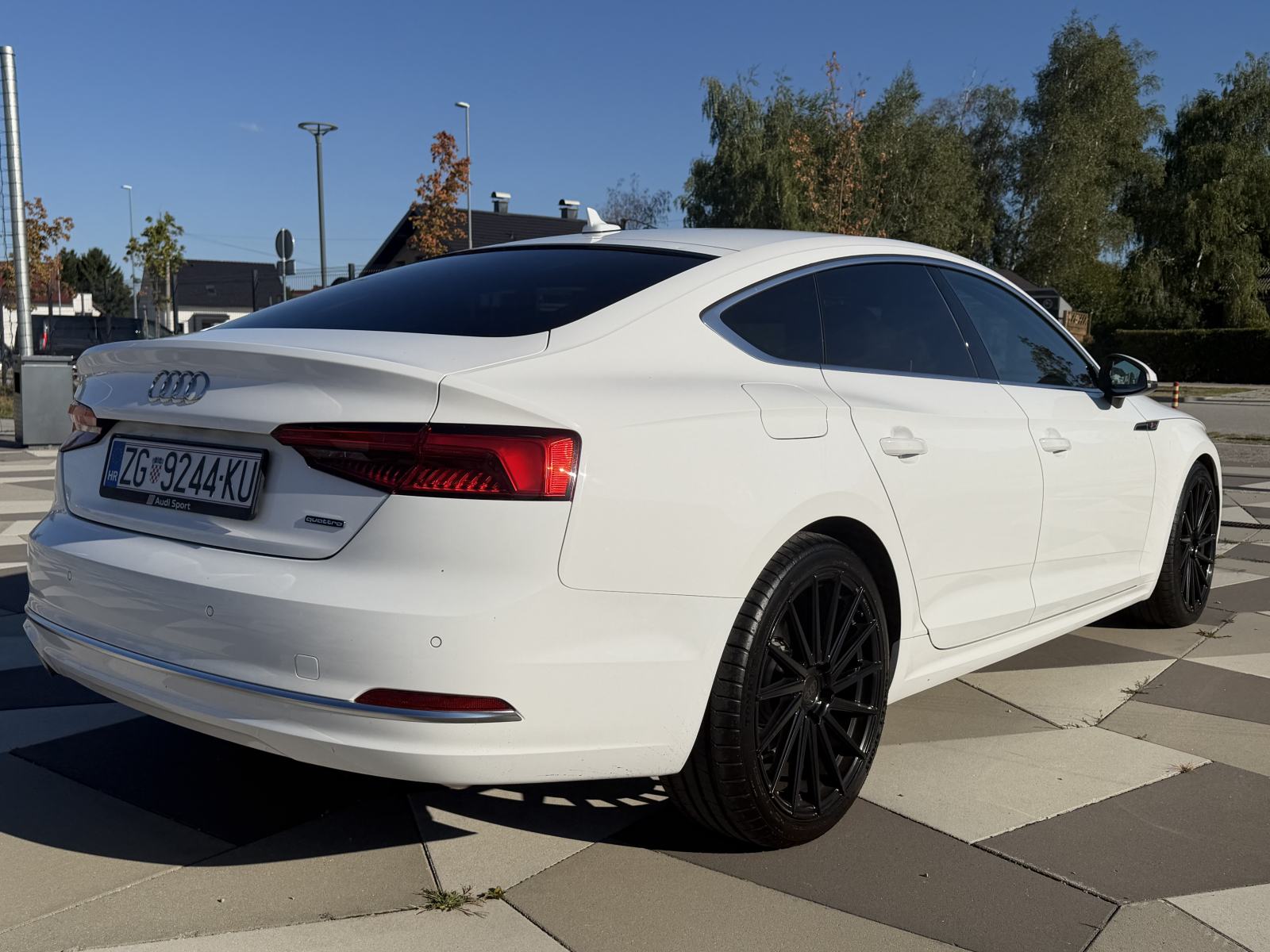 Audi A5 Sportback 2.0TDI 140KW QUATTRO S-LINE S TRONIC HEAD UP NAVI, fotografija 4