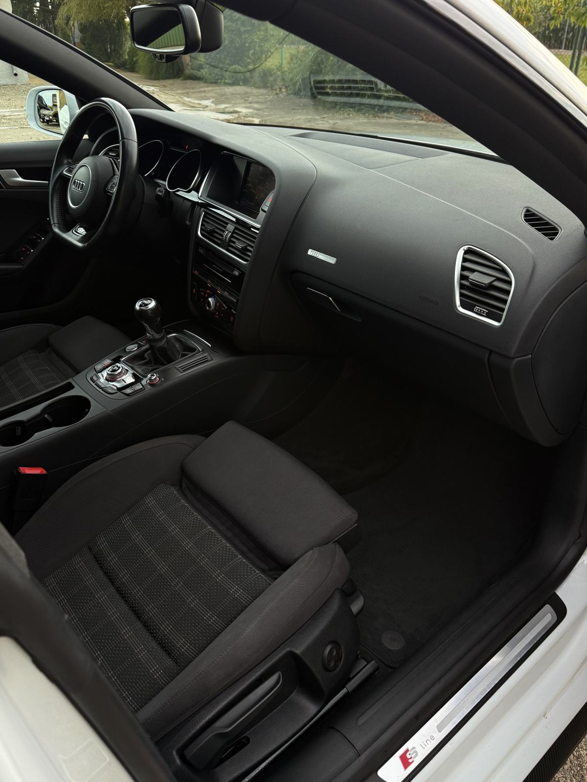 AUDI A5 SPORTBACK 2.0TDI 140KW •3x S LINE,ŠIBER, KEYLESS, BLACK PAKET, fotografija 11