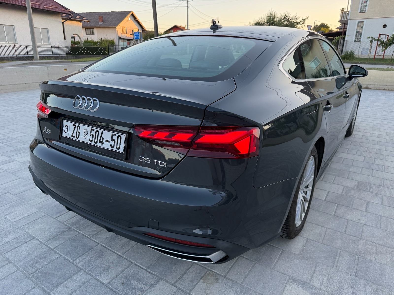 Audi A5 SPORTBACK 35 TDI 2021. god, fotografija 3