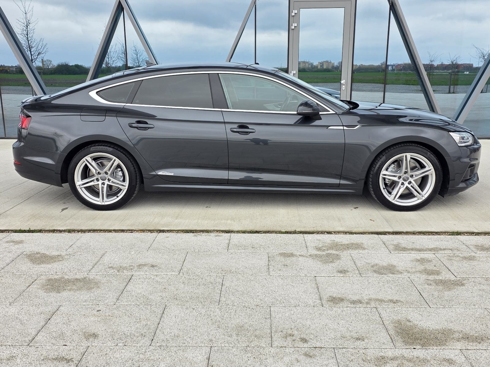 Audi A5 Sportback 35 TDI ALU,NAVI,TOP STANJE,123 T.K.M, fotografija 7