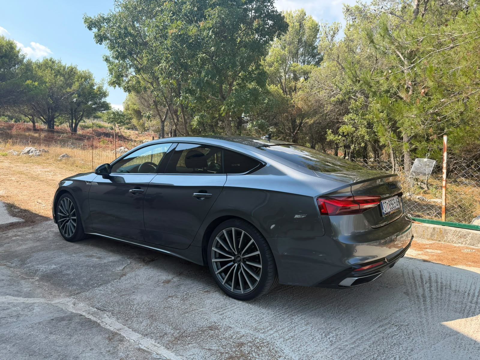 Audi A5 Sportback 35 TDI S line, PANORAMA,KOŽA,AUTOMATIK, fotografija 4