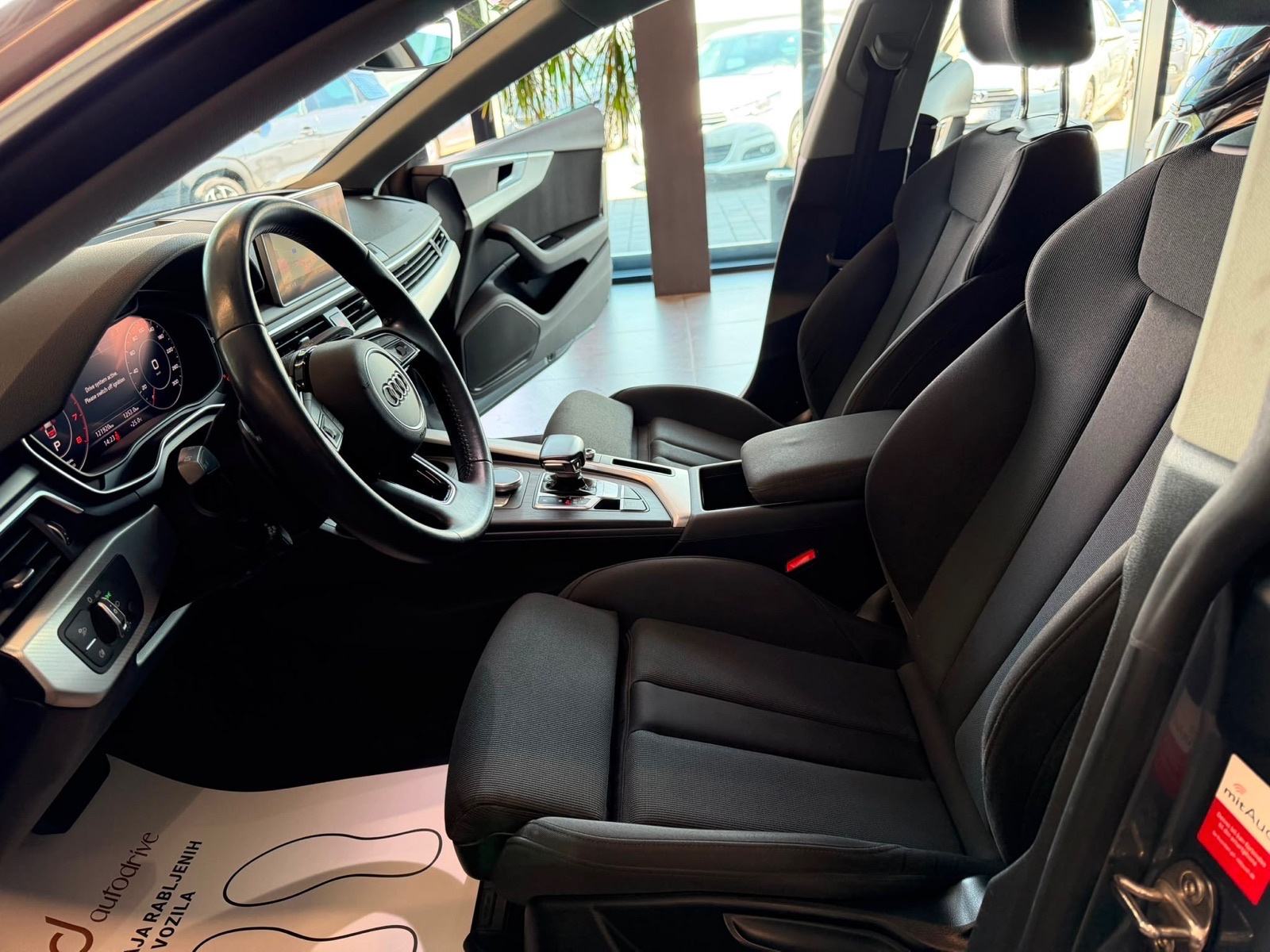 Audi A5 Sportback 40 TFSI S-tronic NAVI • VIRTUAL • ALU19" • LEASING, fotografija 16