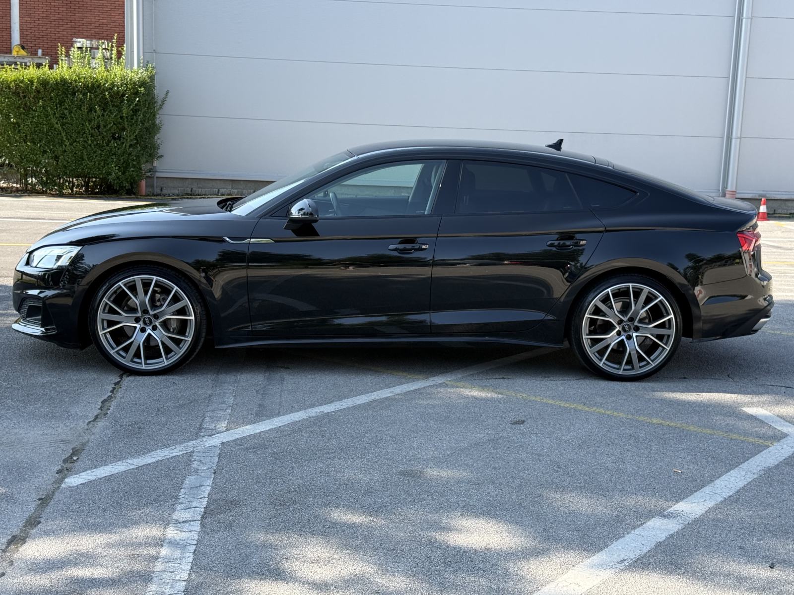 Audi A5 Sportback 40TDI 204ks S-tronic LED Matrix Black optic 20"alu, fotografija 3