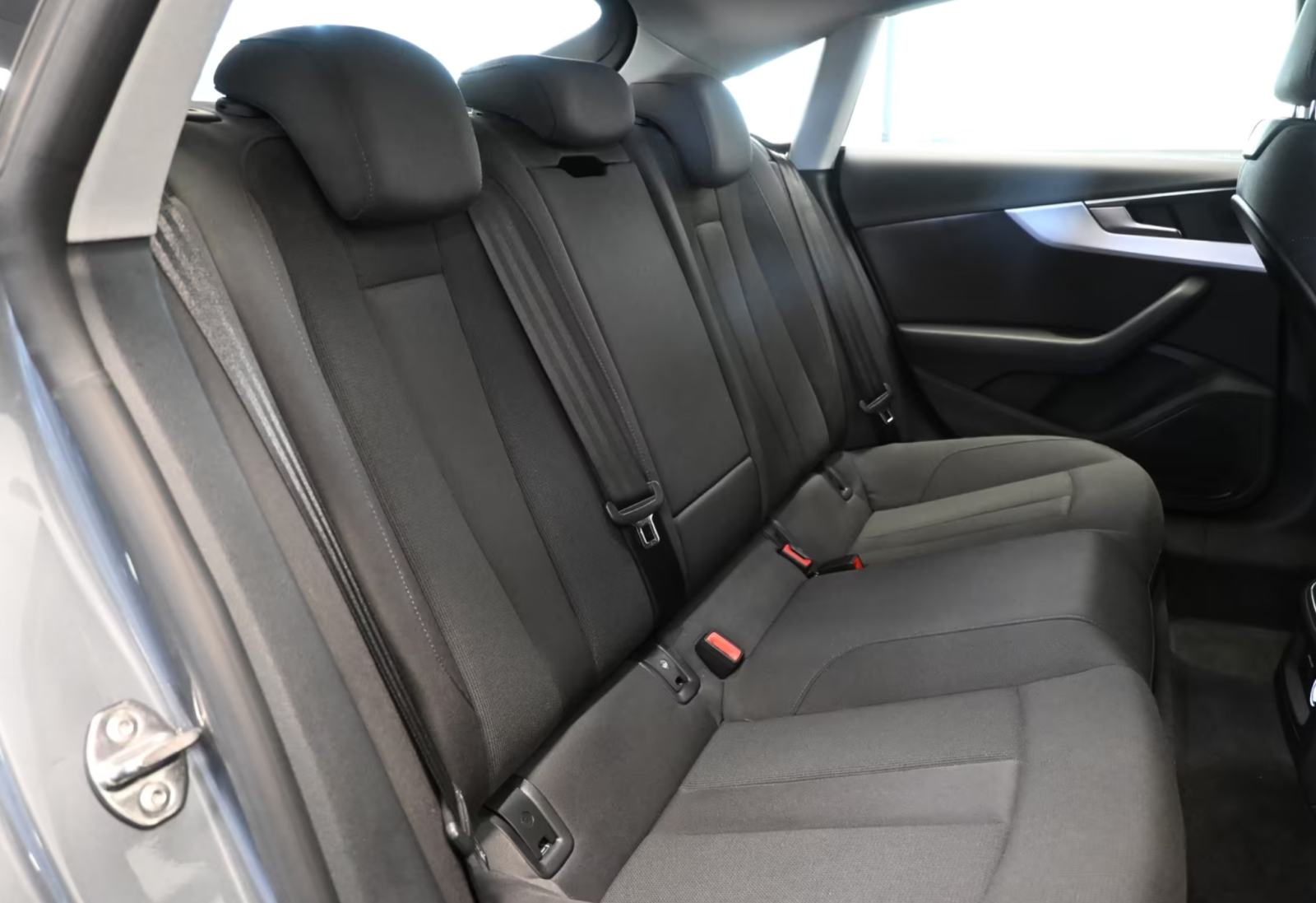 Audi A5 Sportback 40 TDI - VIRTUAL COCKPIT, KEYLESS, 3 ZONSKA KLIMA, fotografija 10