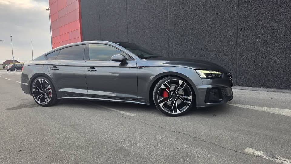 Audi A5 Sportback 40tdi S line Black Edition, fotografija 2