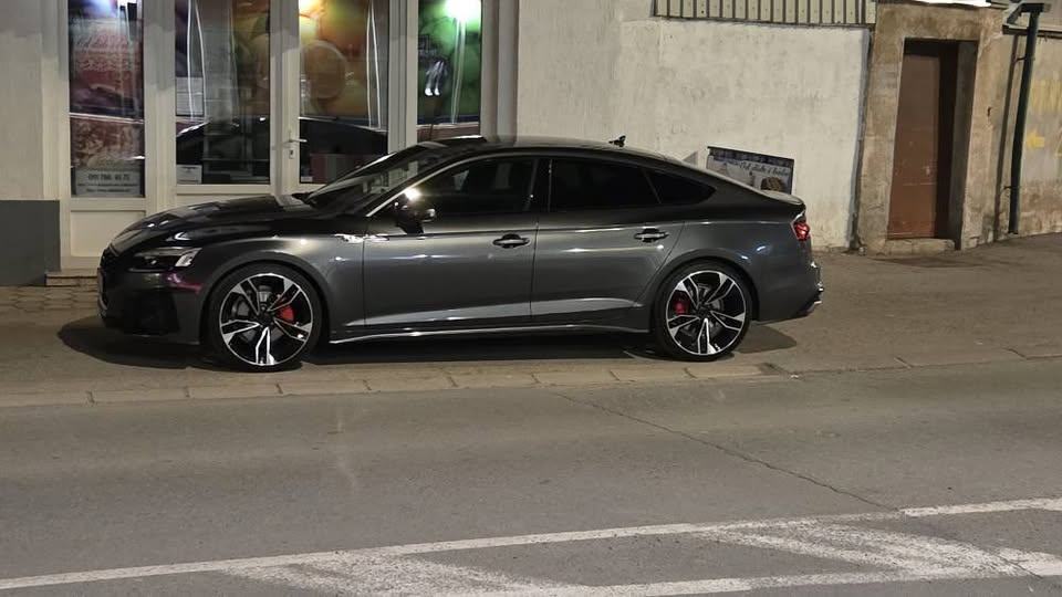 Audi A5 Sportback 40tdi S line Black Edition, fotografija 3