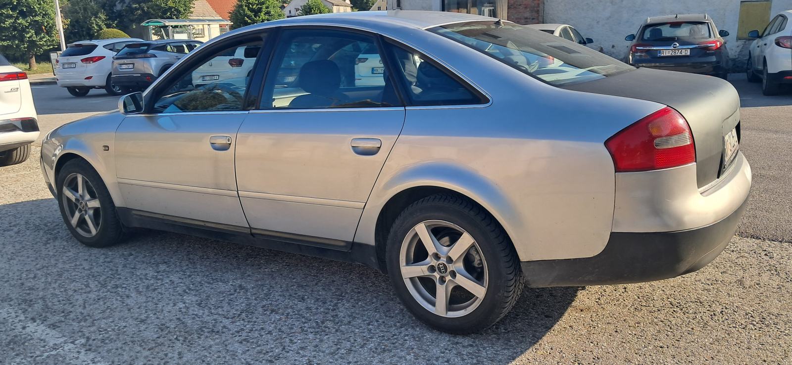 Audi A6 1,9 TDI, fotografija 12