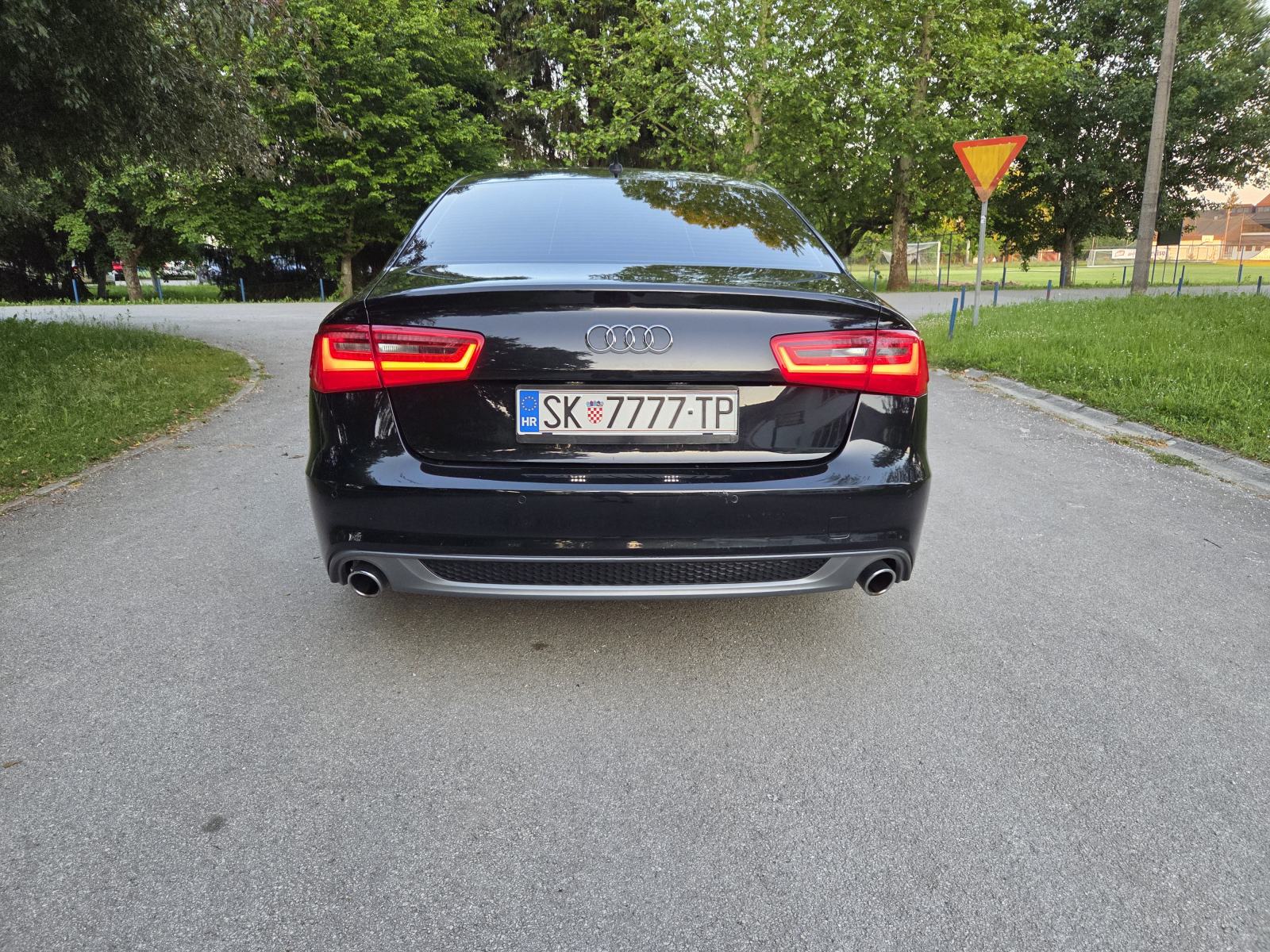 Audi A6 2,0 TDI * 140 kw * S-line * Reg godinu dana, fotografija 6