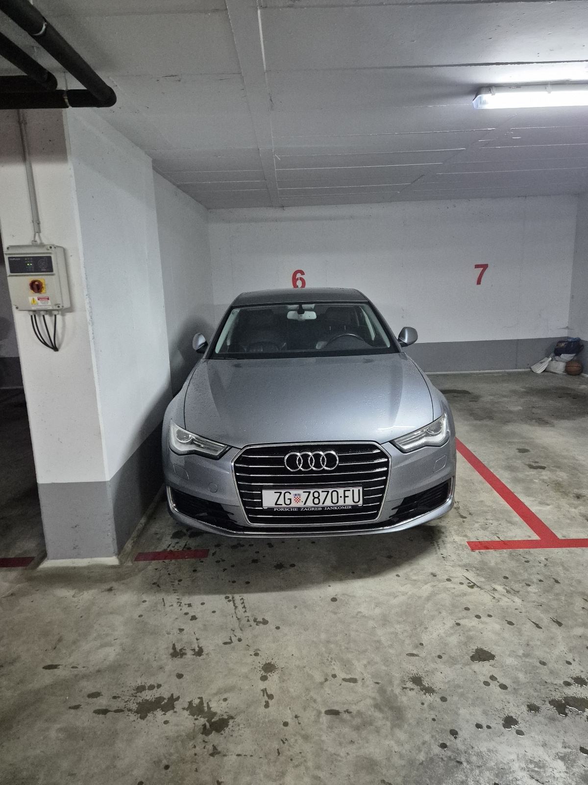 Audi A6 2,0 TDI automatik 123 000km, fotografija 2