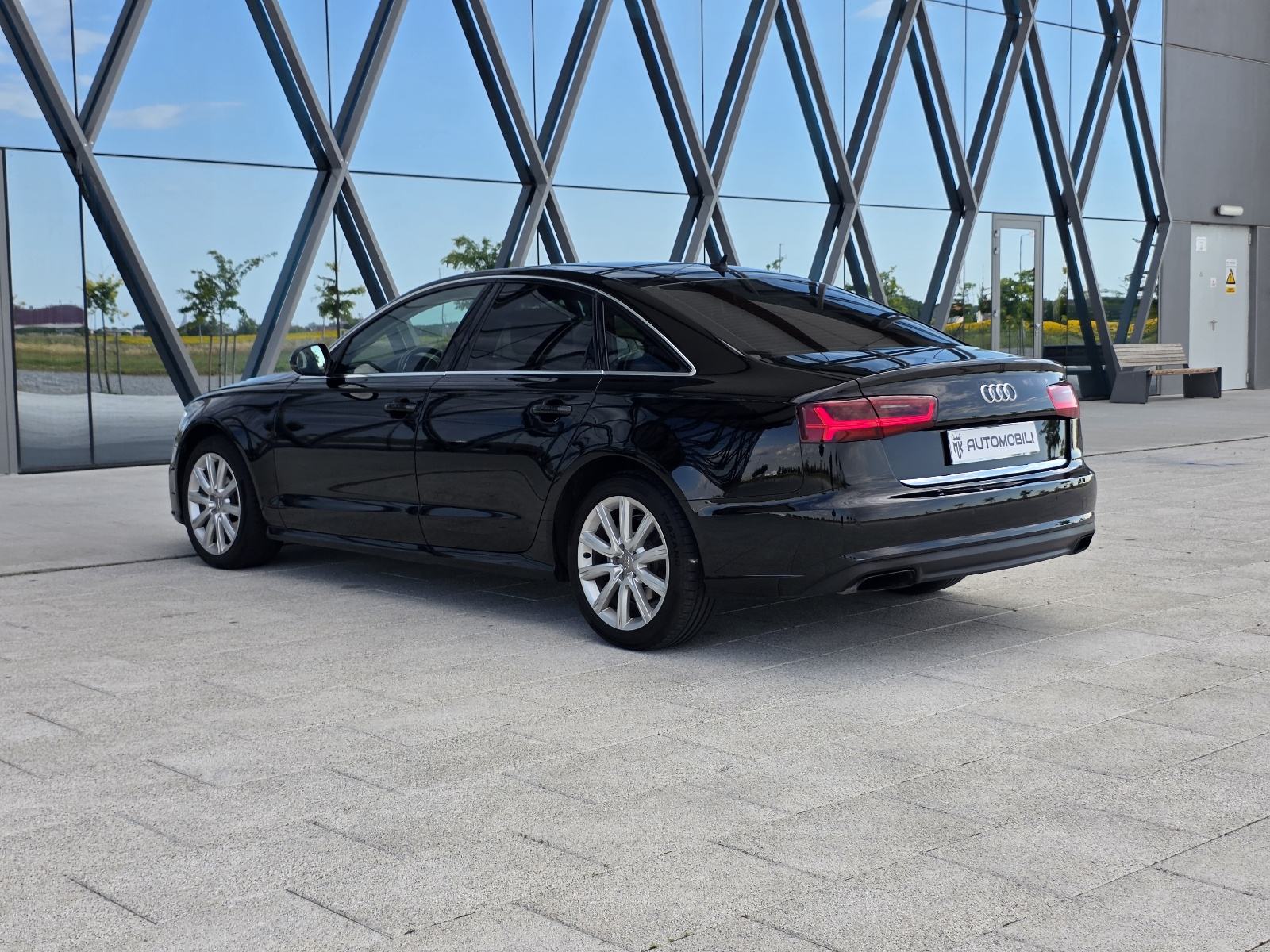 Audi A6 2,0 TDI *AUTOMATIK*BI-XENON*WEBASTO*, fotografija 6