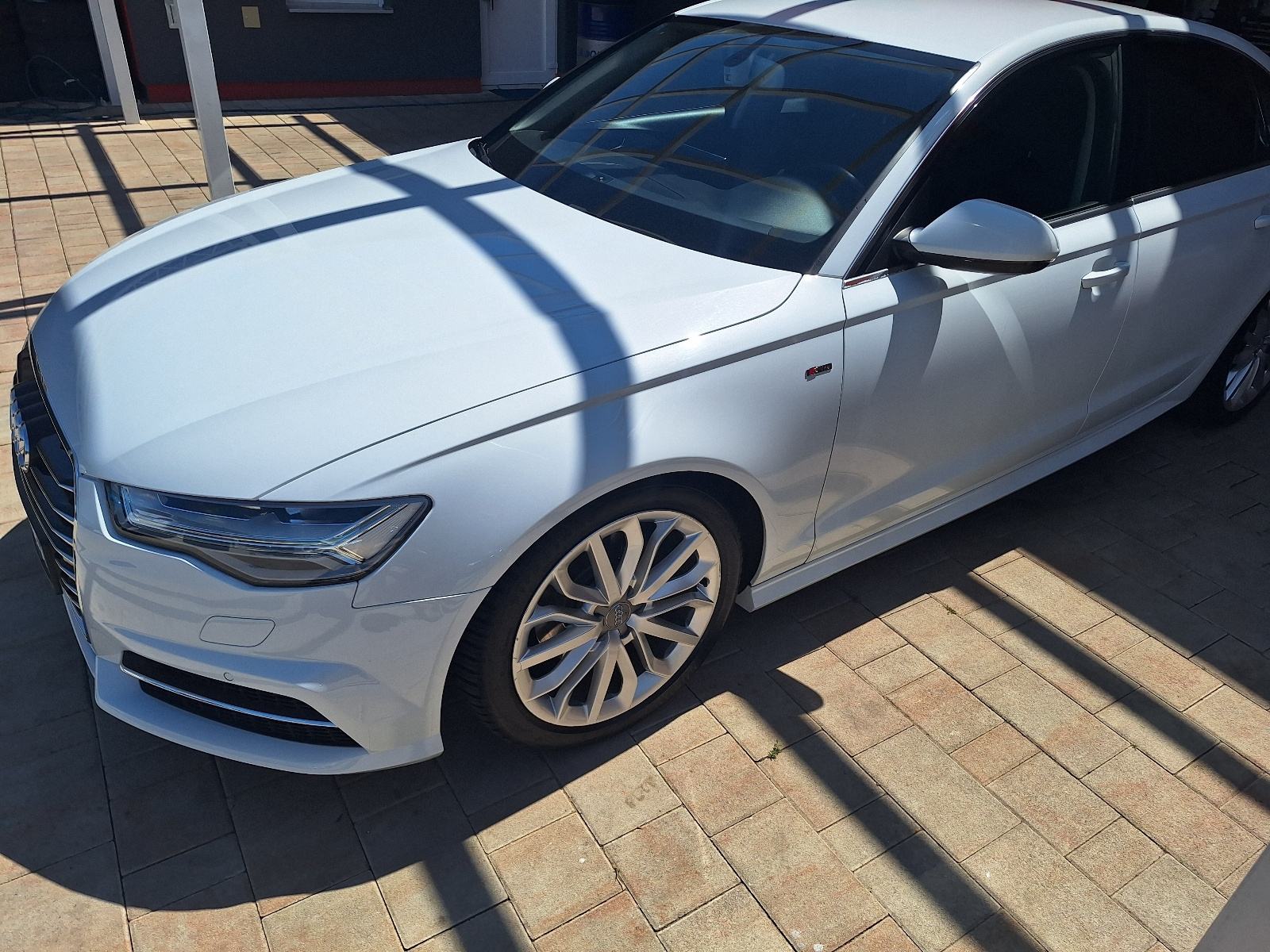 Audi A6 2,0 TDI automatik S LINE//2015// registriran, fotografija 2