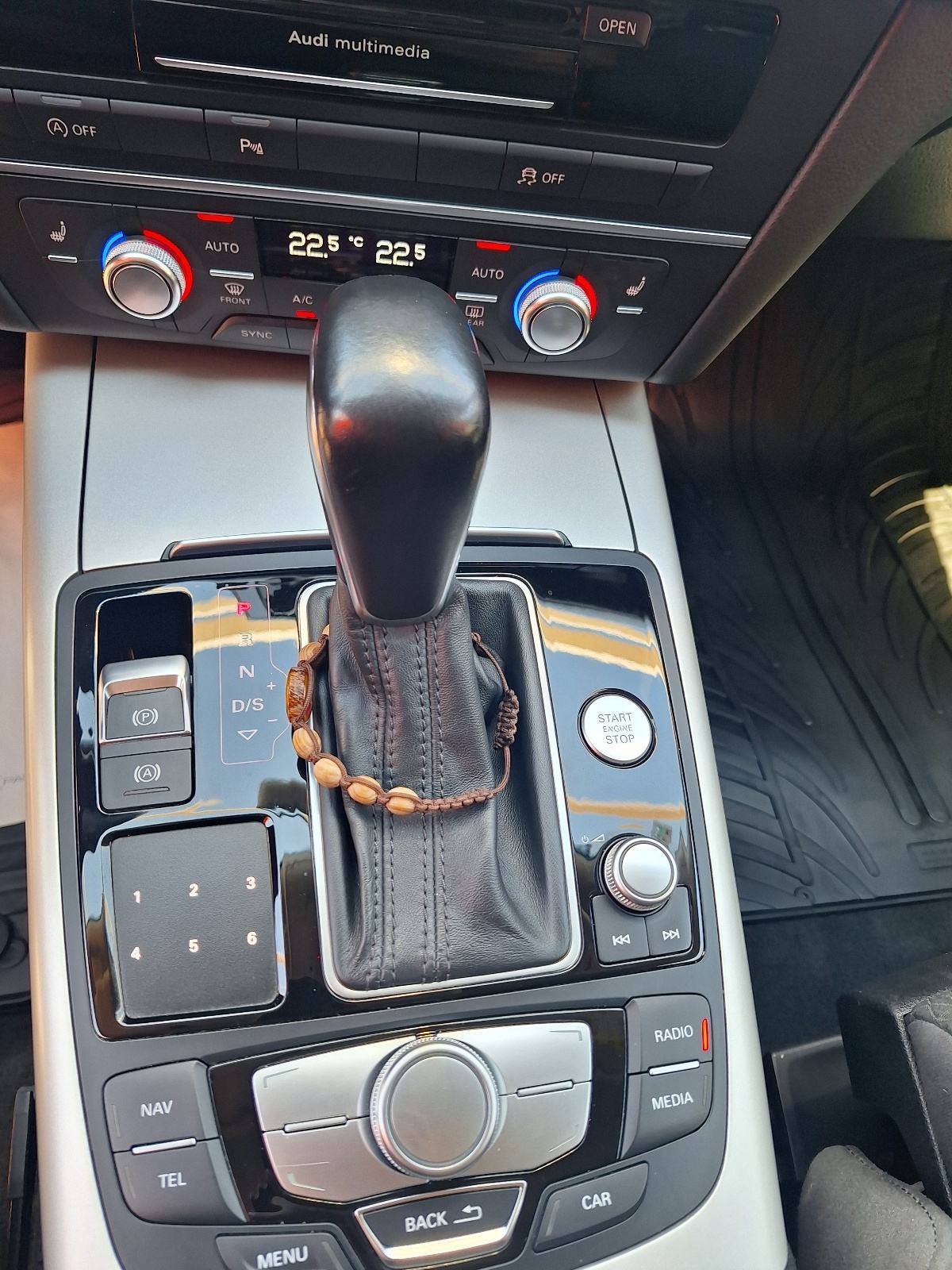 Audi A6 2,0 TDI automatik S LINE//2015// registriran, fotografija 14