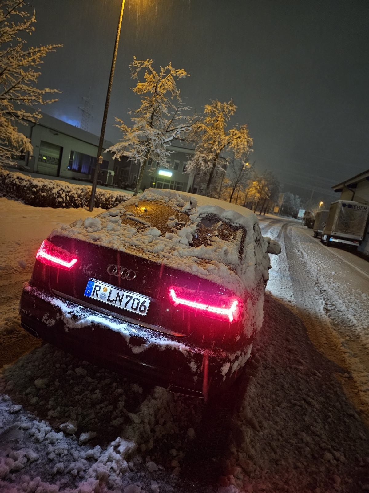 Audi A6 2.0 TDI Ultra S tronic - Head up-Webasto ACC 4 zone, fotografija 11