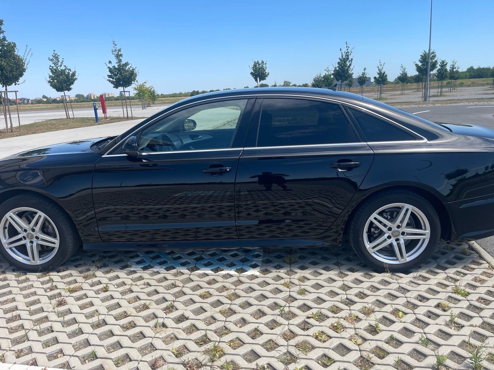 Audi A6 2,0 TDI automatik, fotografija 3