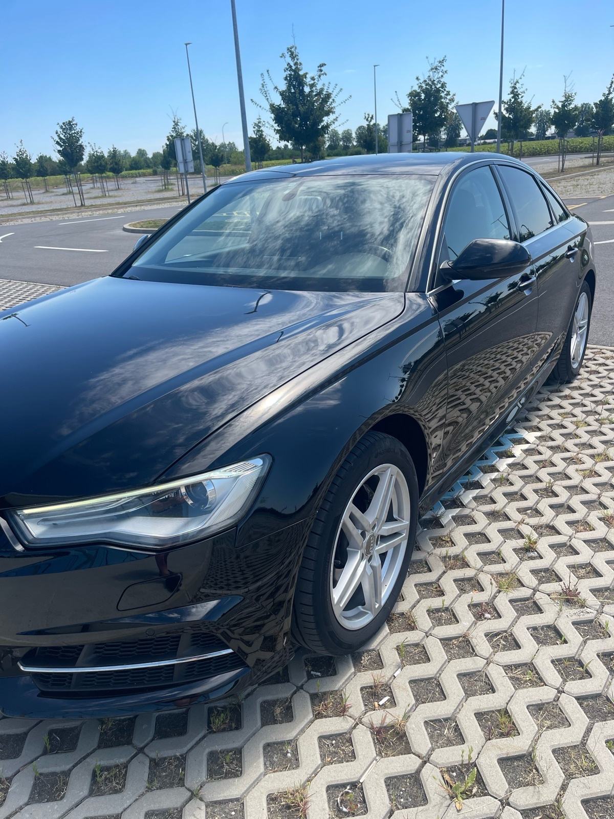Audi A6 2,0 TDI automatik, fotografija 2