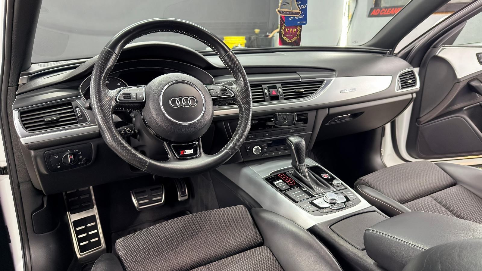 Audi A6 2,0 TDI quatro automatik, fotografija 9