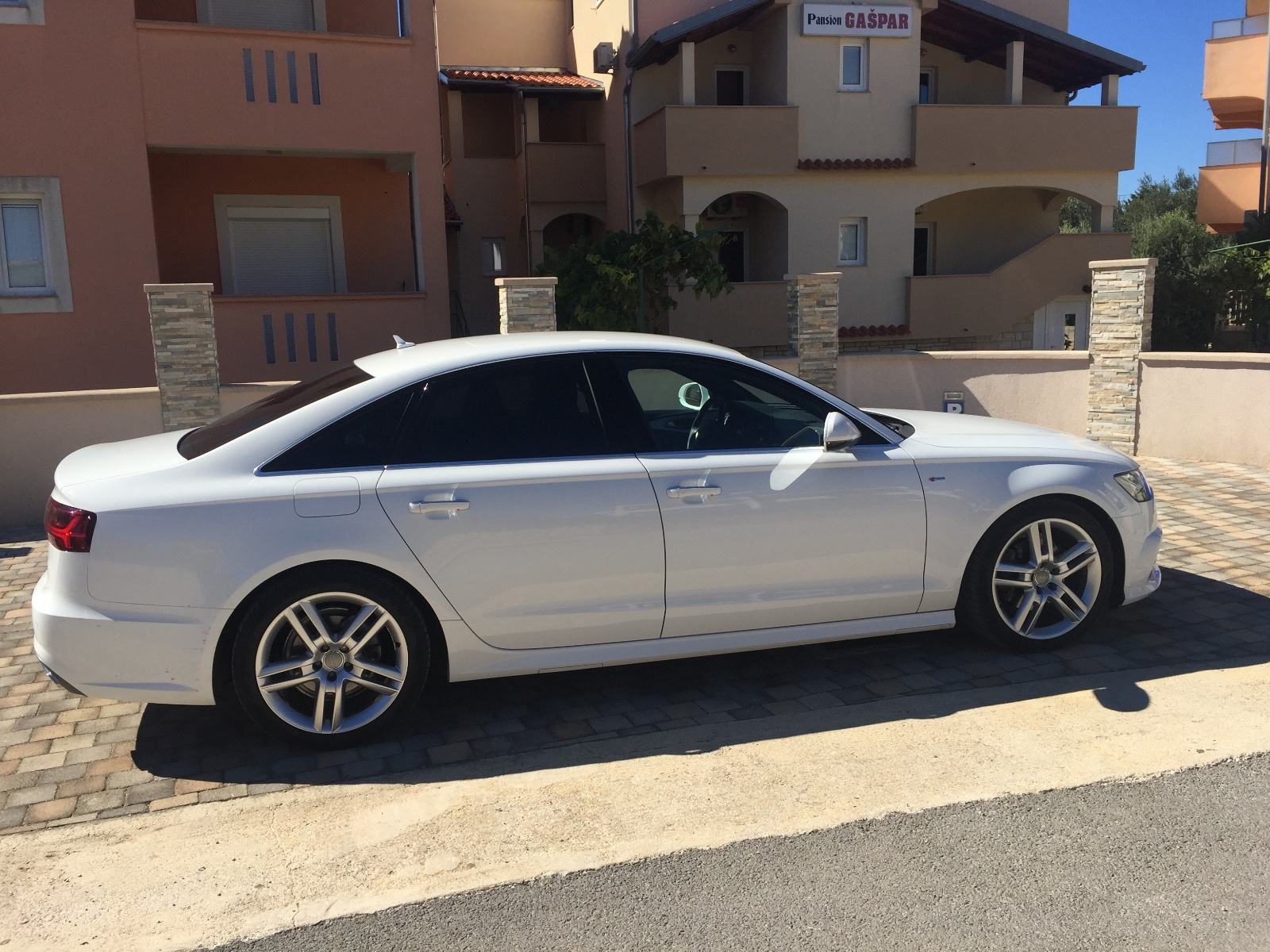 Audi A6 2,0 TDI quatro automatik, fotografija 14
