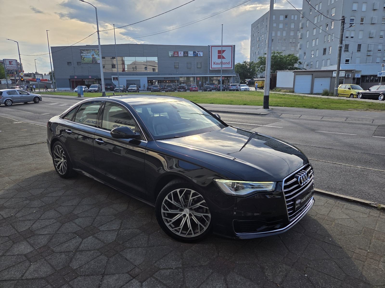 AUDI A6 2,0 TDI-1 VL-FACELIFT-LED SVJETLA-KAMERA+PARK SENZOR-GARANCIJA, fotografija 4