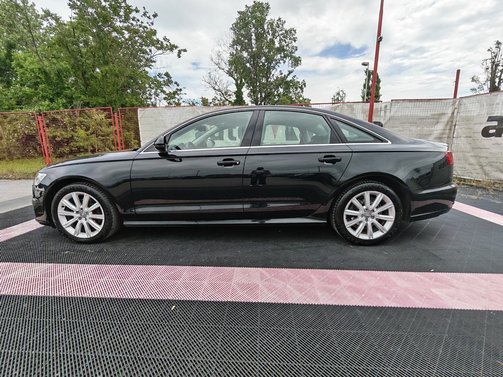 Audi A6 2,0 TDI S-tronci*Navi,Koža,Senzori,Xenon,Alu"18*Reg 07/26*, fotografija 4