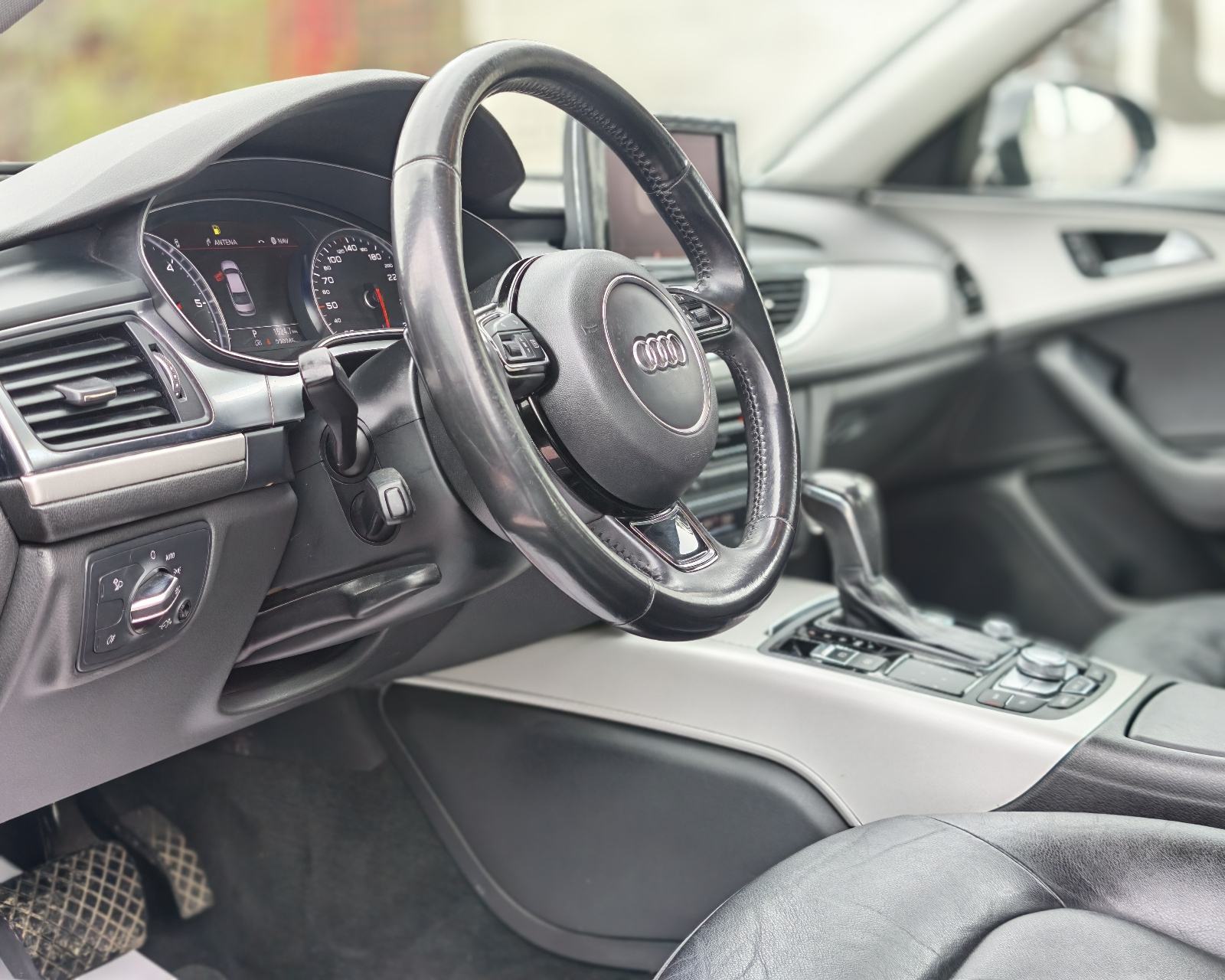 Audi A6 2,0 TDI S-tronci*Navi,Koža,Senzori,Xenon,Alu"18*Reg 07/26*, fotografija 5