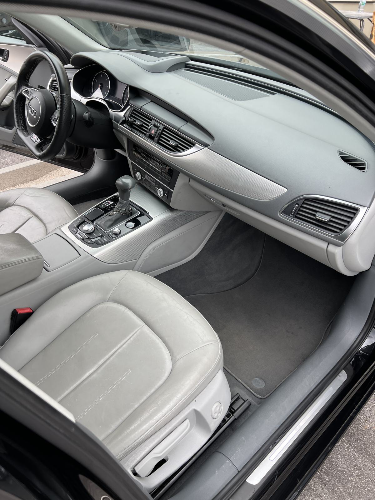 Audi A6 3,0 TDI V6 automatik reg. do 06/2027, fotografija 16