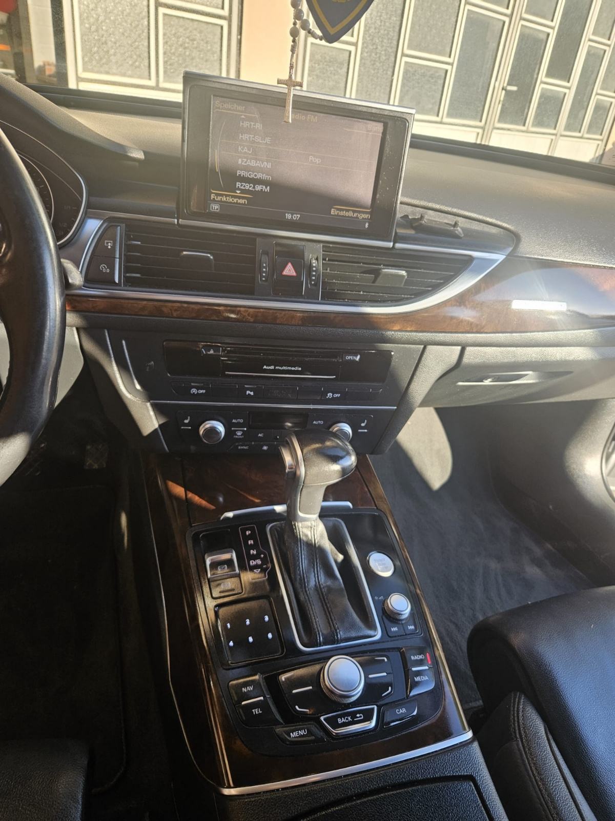 Audi A6 3,0 TDI S-tronic automatik, fotografija 9