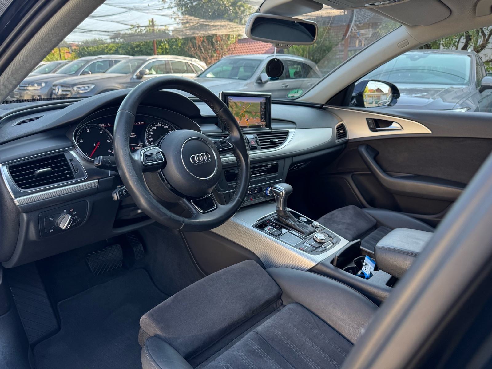Audi A6 3,0 TDI S-tronic / BIXENON / NAVI / KAMERA / ALU / PDC, fotografija 3