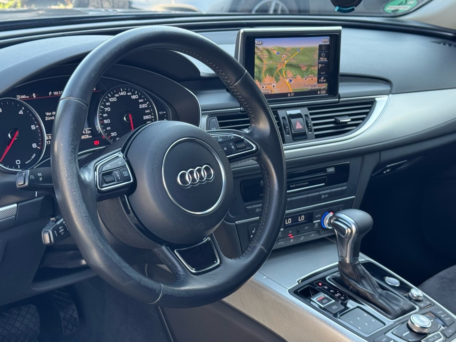 Audi A6 3,0 TDI S-tronic / BIXENON / NAVI / KAMERA / ALU / PDC, fotografija 5