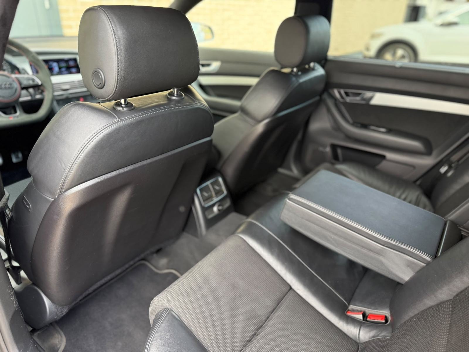 Audi A6 3,0 V6 TDI automatik, fotografija 18