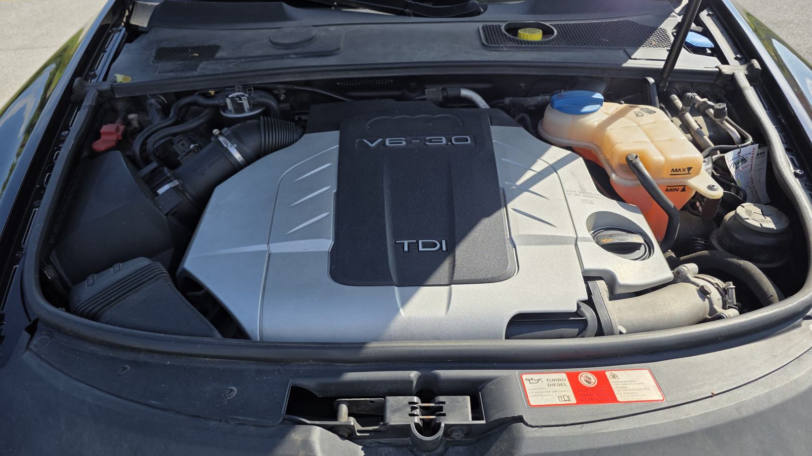Audi A6 3,0 V6 TDI*QUATTRO*EXCLUSIVE*HR AUTO*SERVISNA*ODLIČNO STANJE*, fotografija 14