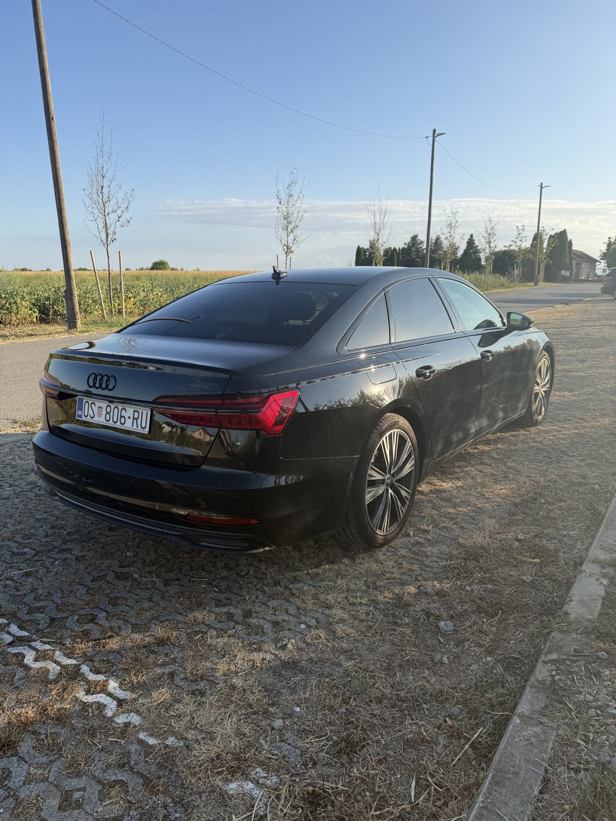 Audi A6 black edition, 2023 g. 75000 tkm., fotografija 3