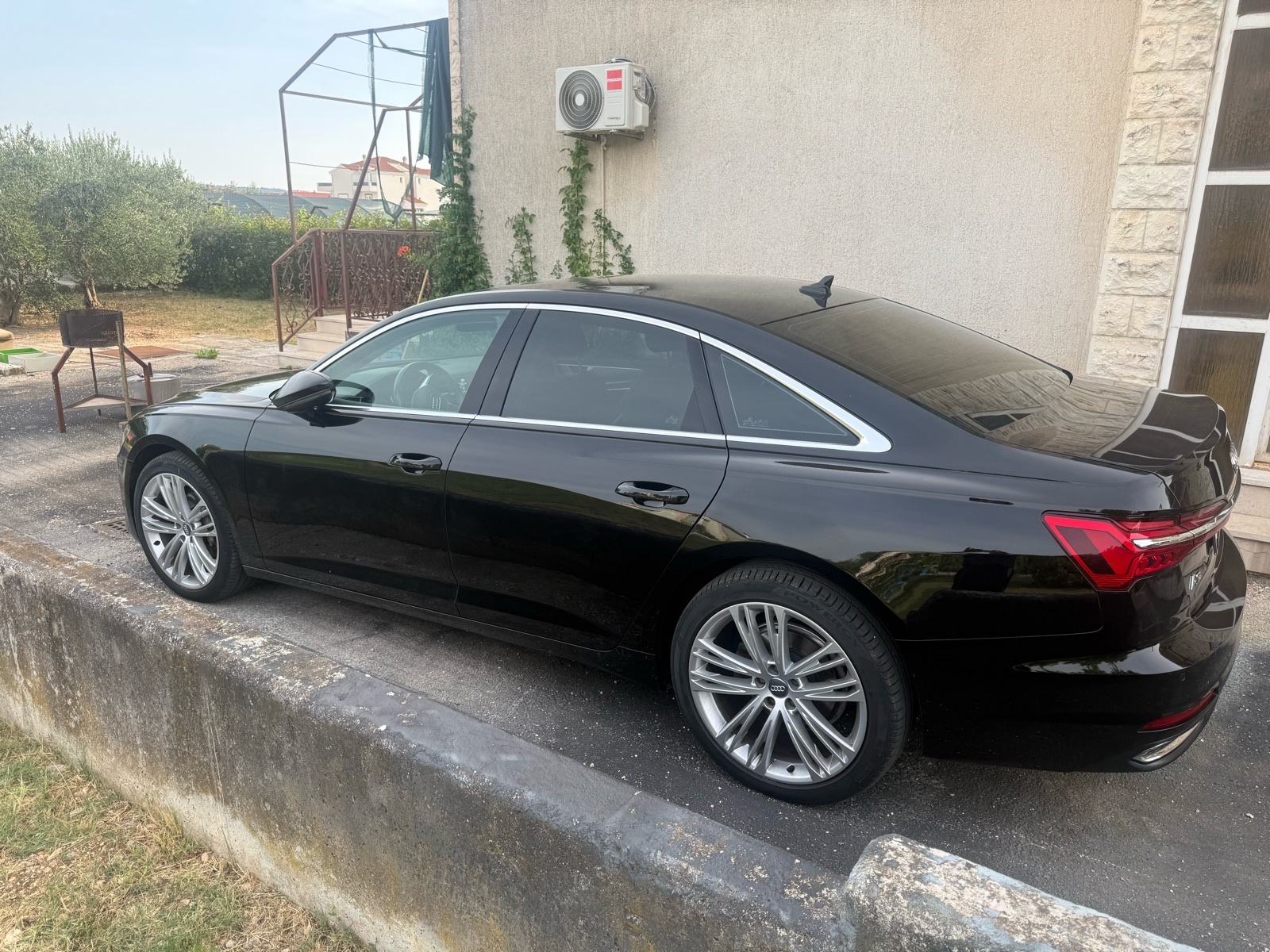 Audi A6 40 TDI 204ks Quatro automatik ( ukljucenPDV), fotografija 3