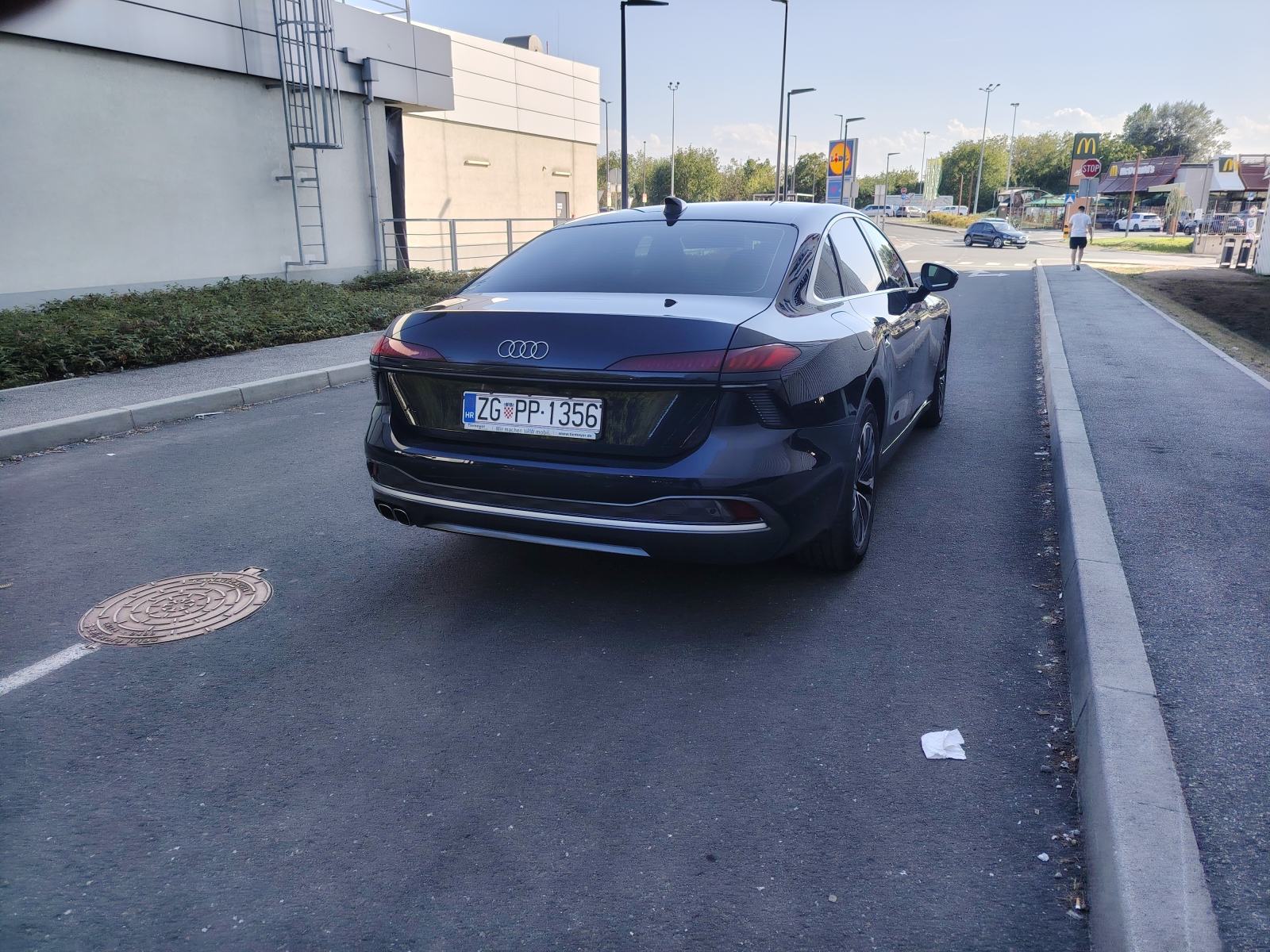 Audi A6 NOVI MODEL+Audi servisna te 2 godine garancije+Full led, fotografija 6