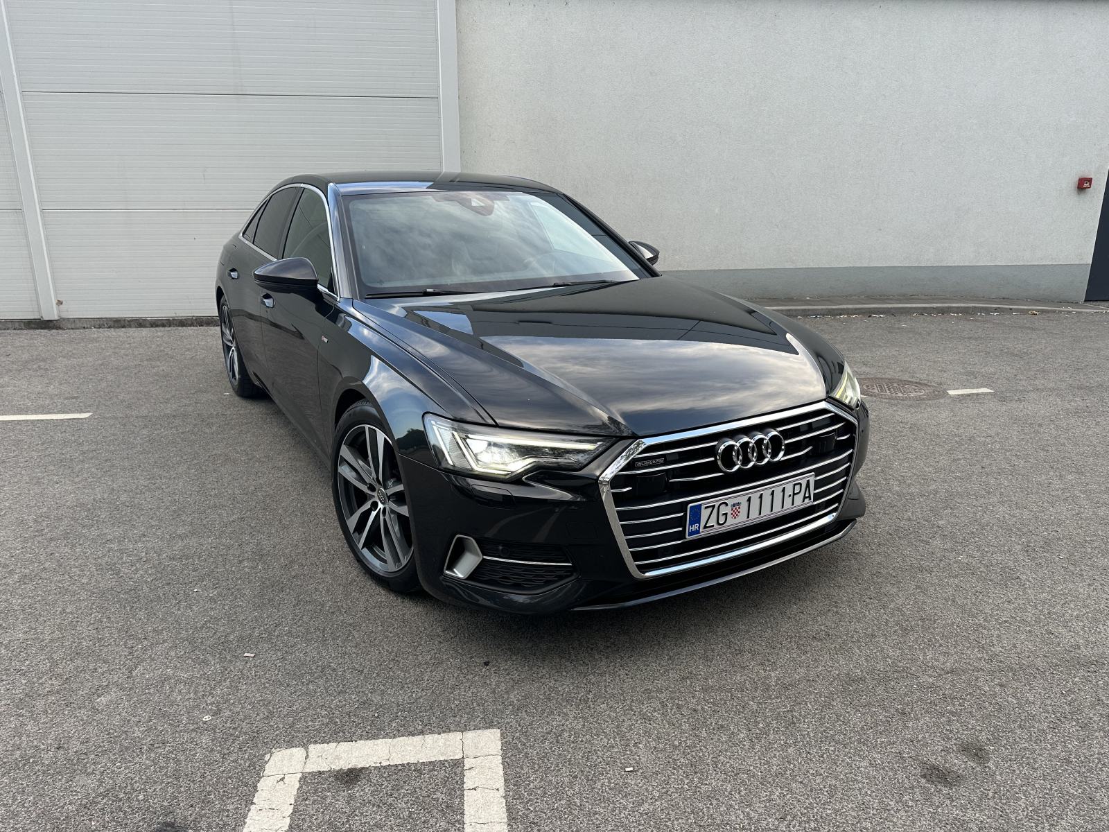 Audi A6 40 TDI S-line Quattro, servisna, fotografija 6