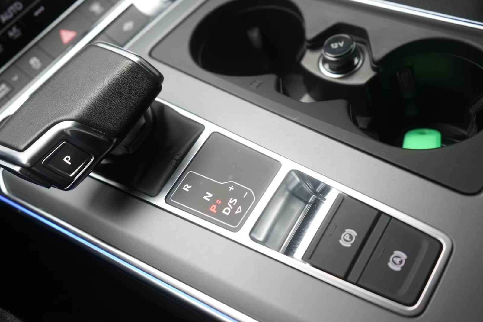 Audi A6 40 TDI S-Line * RJEŠAVAMO LEASING *, fotografija 13