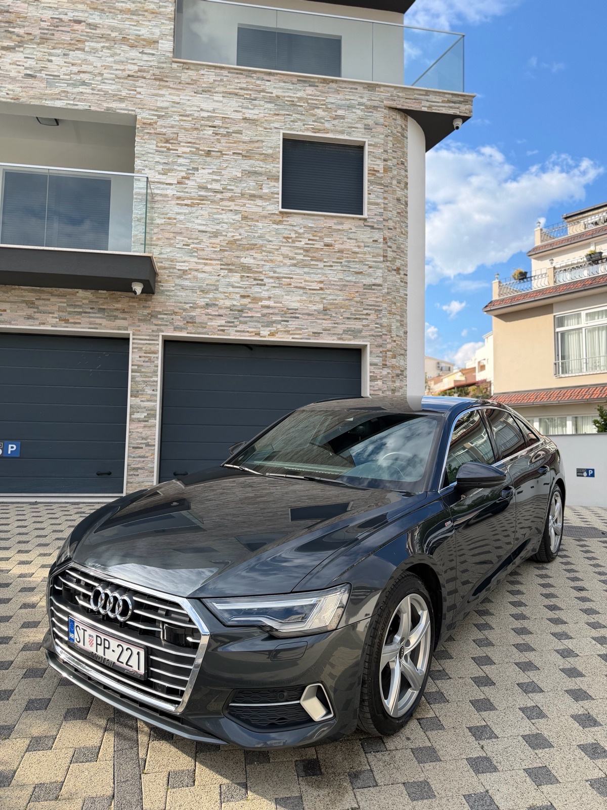 Audi A6 40 TDI Quattro S-Line PDV, fotografija 1
