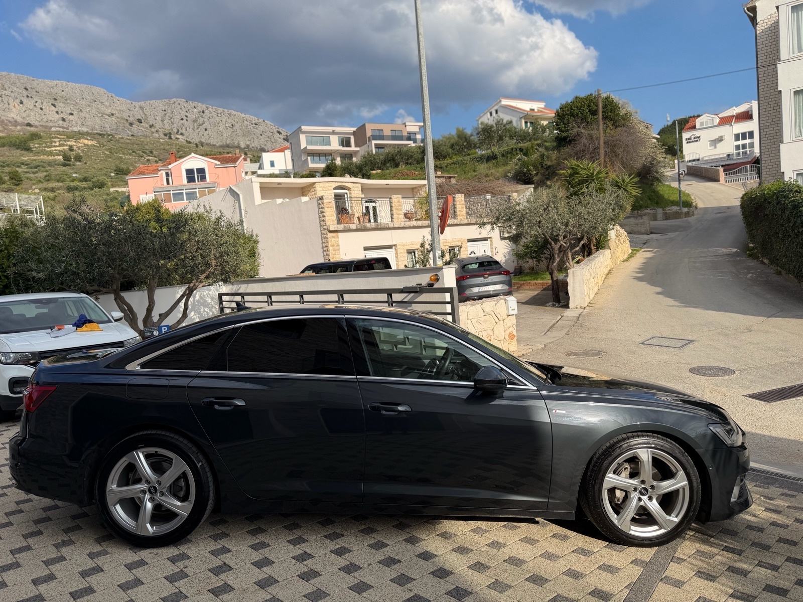Audi A6 40 TDI Quattro S-Line PDV, fotografija 6