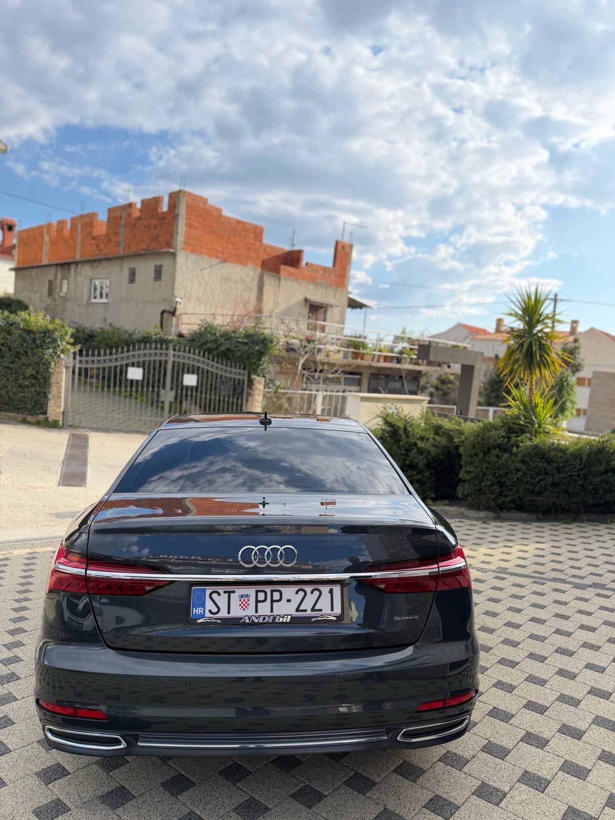 Audi A6 40 TDI Quattro S-Line PDV, fotografija 4