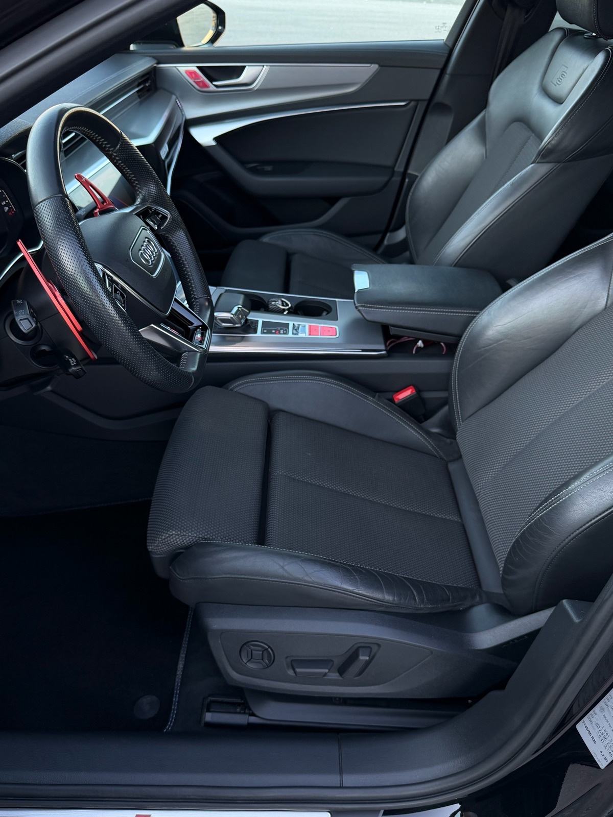 Audi A6 40 TDI QUATTRO S-line 2020 god, fotografija 13