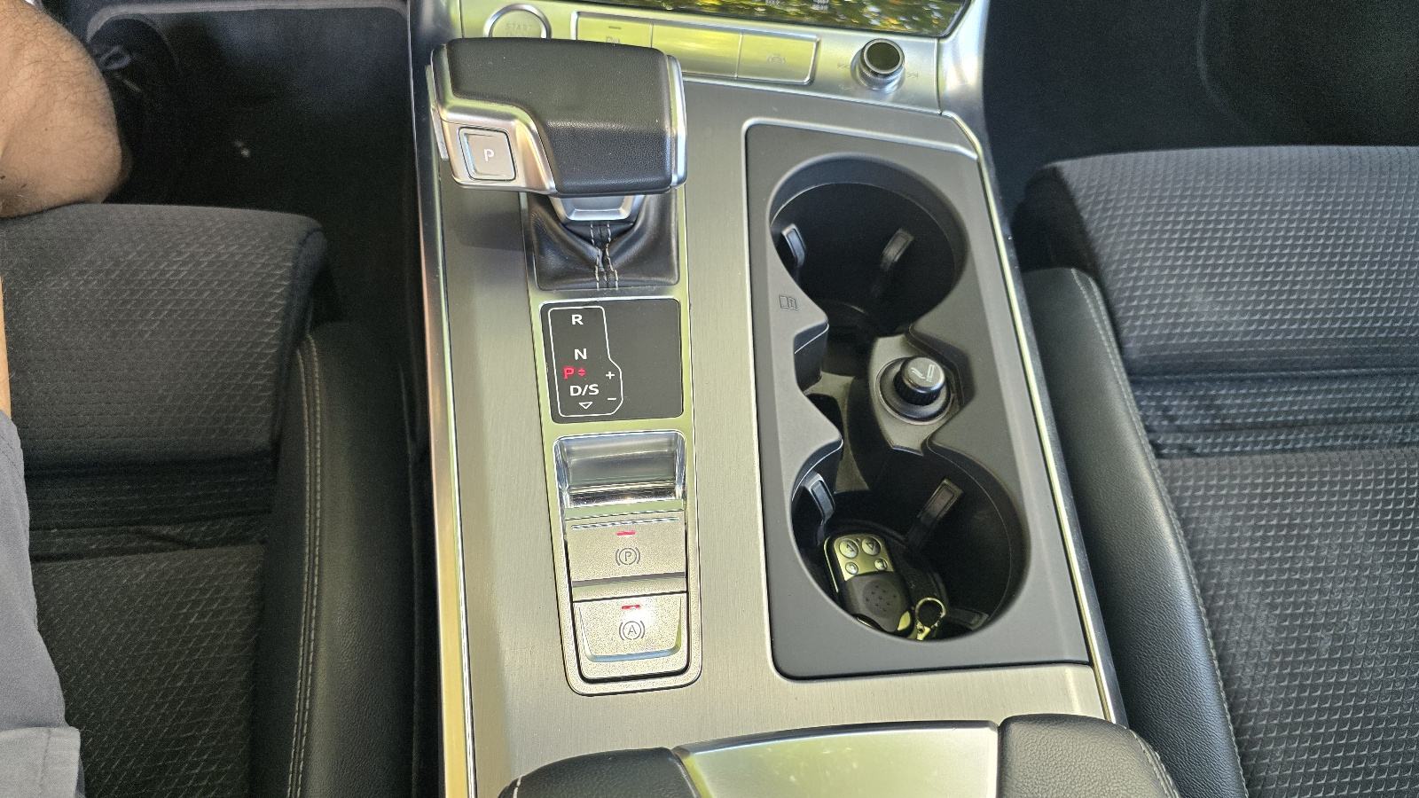 Audi A6 40 TDI Quattro, fotografija 14