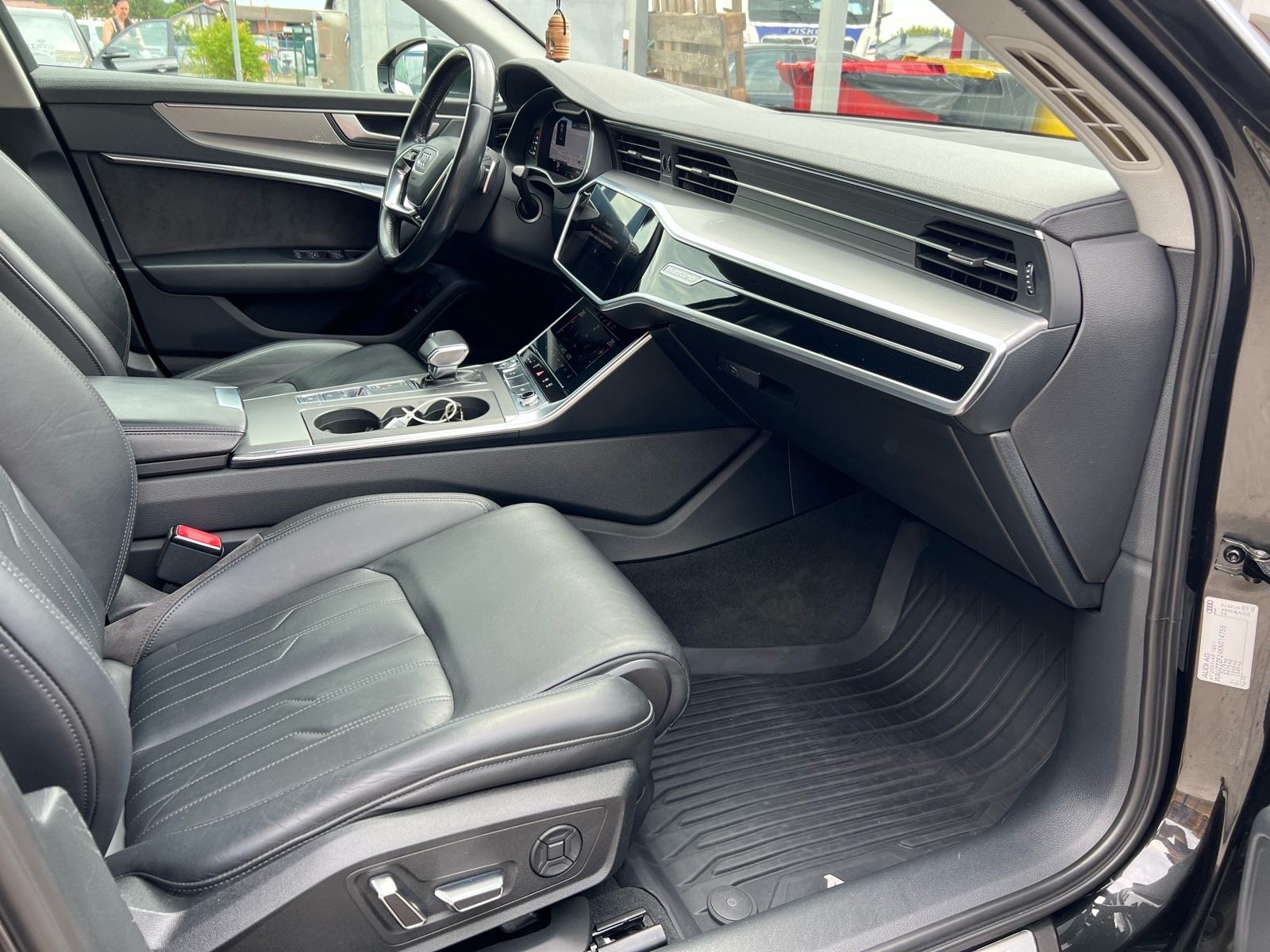 Audi A6 50 TDI QUATTRO COMFORT HR AUTO TOP 28,900€!!, fotografija 18