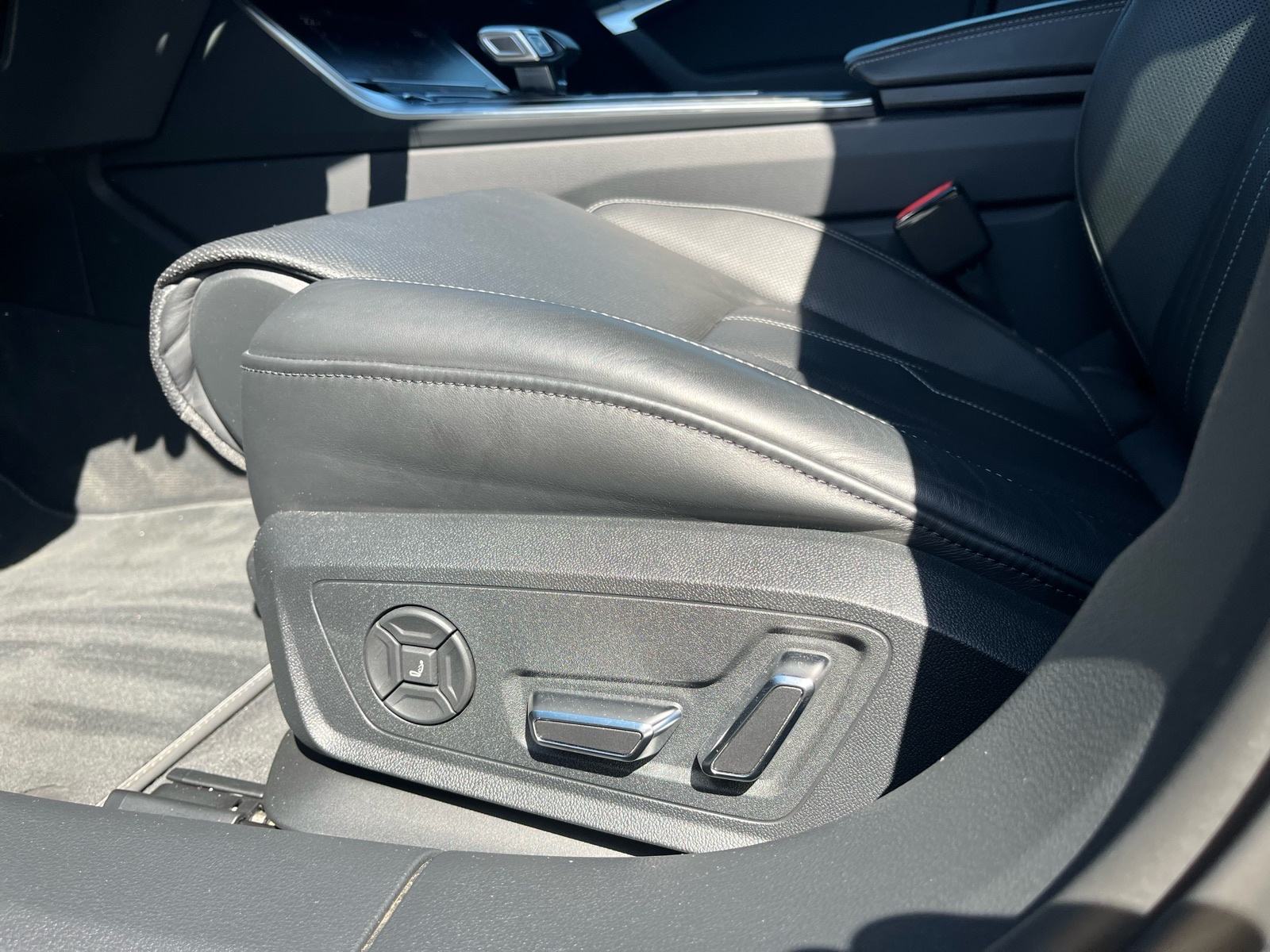 Audi A6 50 TFSI automatik, fotografija 10
