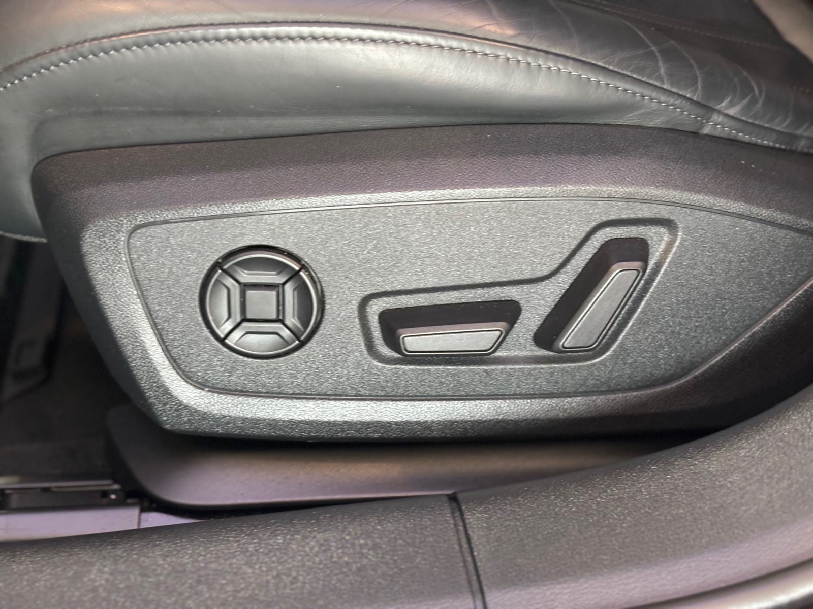 Audi A6 50TDI Quattro S-Tronic - ACC, Black Optic, kamera, fotografija 12