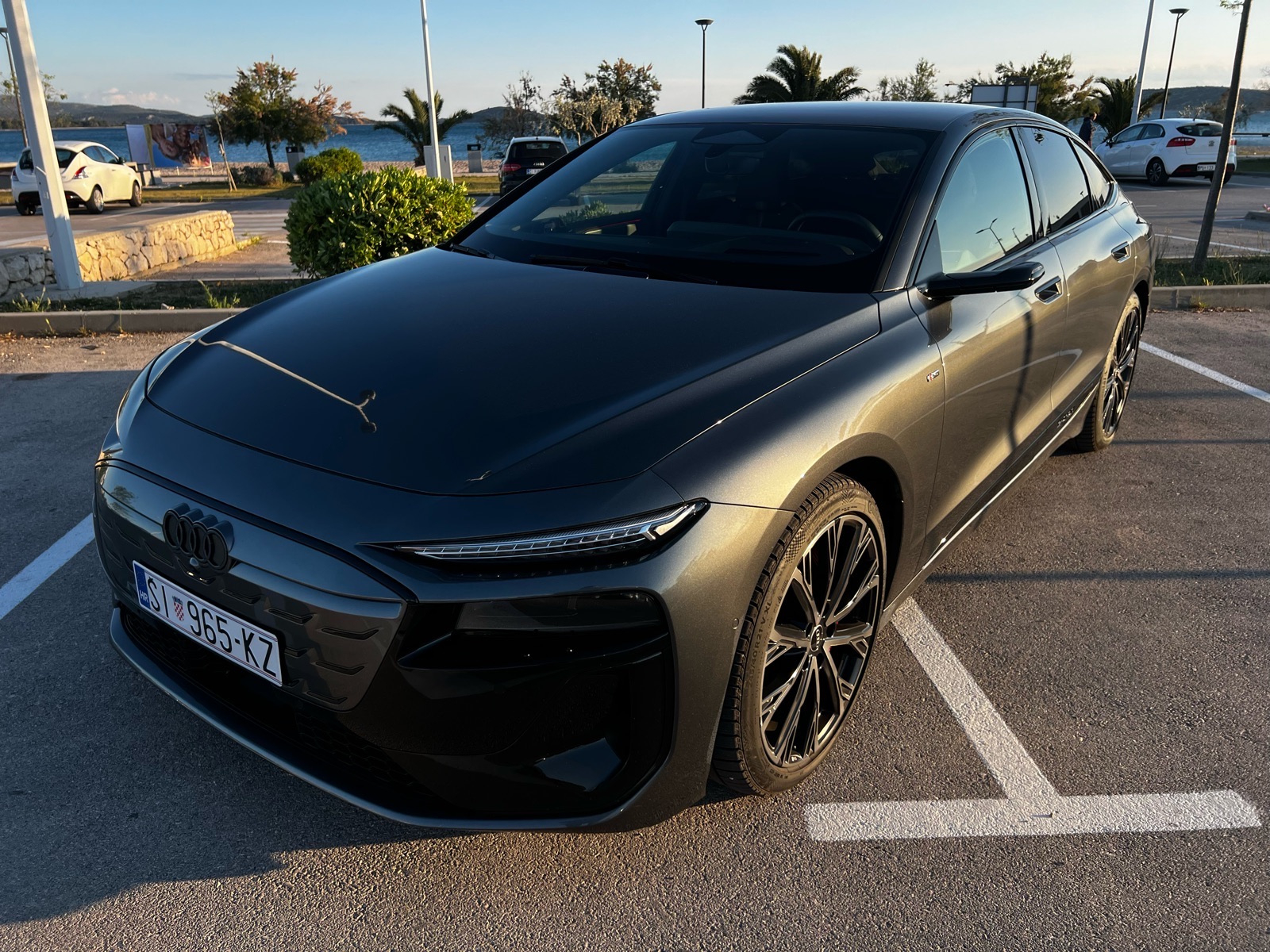 AUDI A6 E-TRON QUATTRO 3xS LINE , 460KS 690km JAMSTVO 6 GODINA 800V/HR, fotografija 2