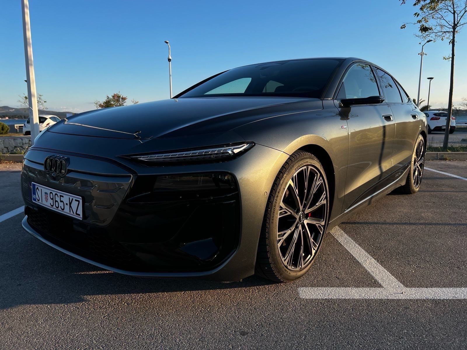 AUDI A6 E-TRON QUATTRO 3xS LINE , 460KS 690km JAMSTVO 6 GODINA 800V/HR