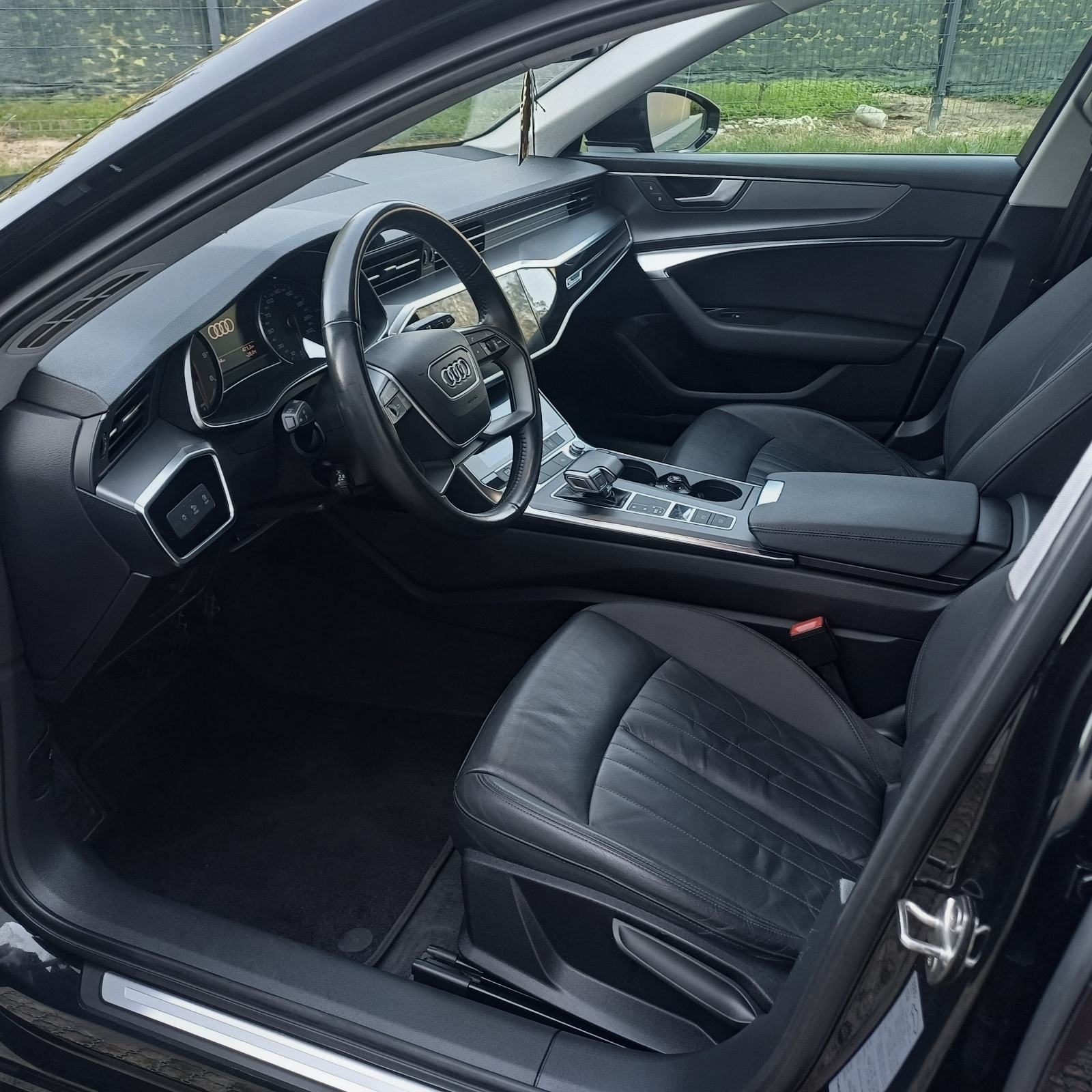Audi A6 Avant 2.0 TDI automatik, koža, veliki servis..., fotografija 7